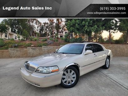 Used 2003 Lincoln Town Car Cartier