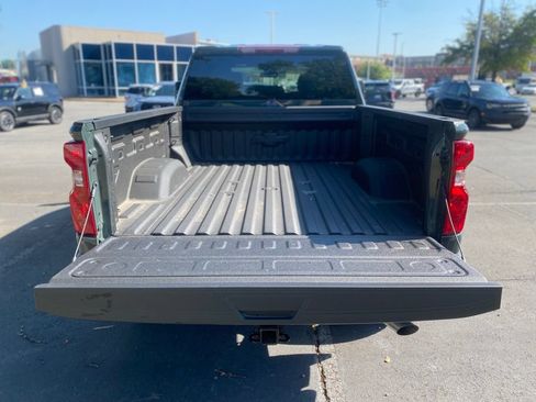 Used 2026 Chevrolet Silverado 2500 LT w/ All Star Edition AWD/4WD image 9