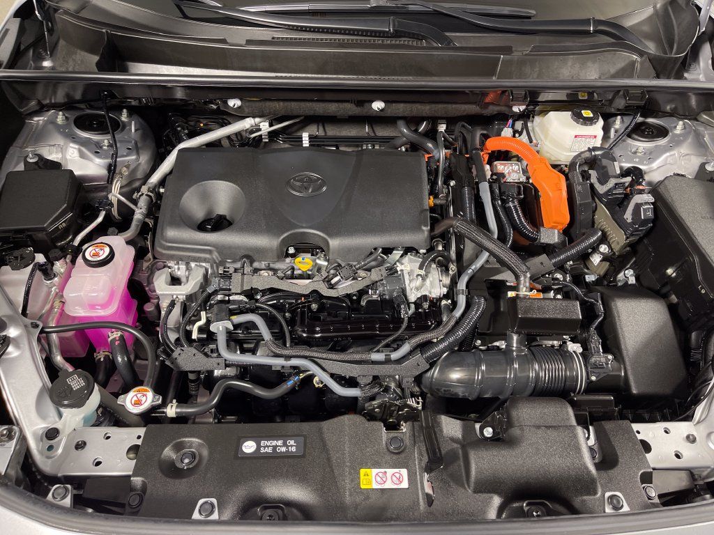 Certified 2023 Toyota RAV4 XLE Premium AWD/4WD image 9