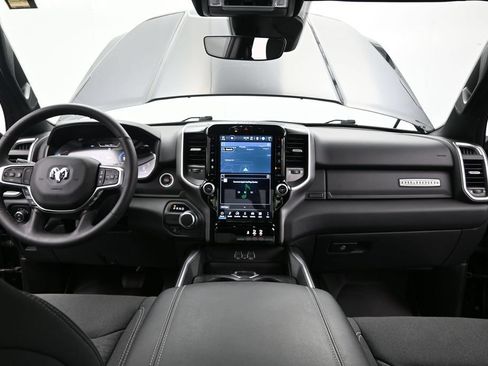 Used 2025 RAM 1500 Big Horn RWD image 33
