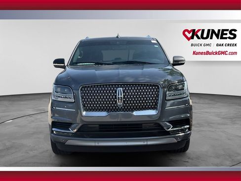 Used 2021 Lincoln Navigator L Reserve AWD/4WD image 3