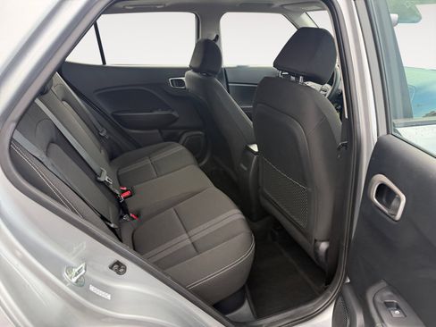 Certified 2023 Hyundai Venue SEL image 18