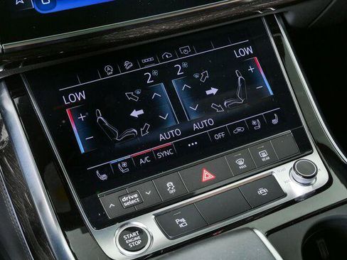 Used 2023 Audi Q8 Premium Plus AWD/4WD image 18