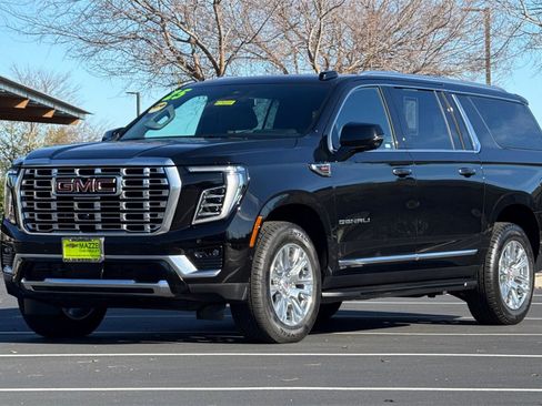Used 2025 GMC Yukon XL Denali image 15