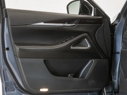 Used 2022 INFINITI QX60 Sensory w/ Vision Package AWD/4WD image 8