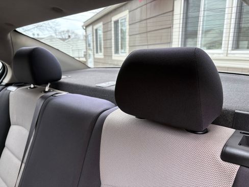 Used 2016 Chevrolet Cruze LS image 14