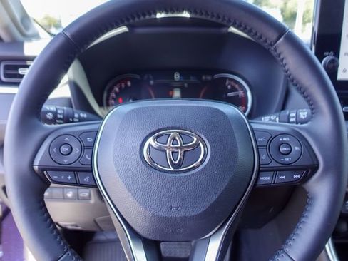 Certified 2023 Toyota RAV4 XLE Premium AWD/4WD image 15