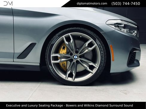 Used 2018 BMW M550i xDrive w/ Driving Assistance Package AWD/4WD image 44