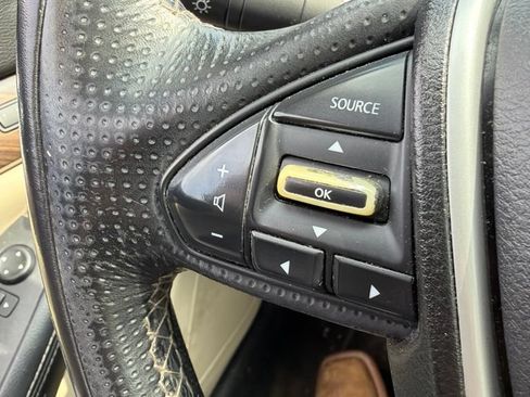 Used 2017 Nissan Maxima Platinum FWD image 26