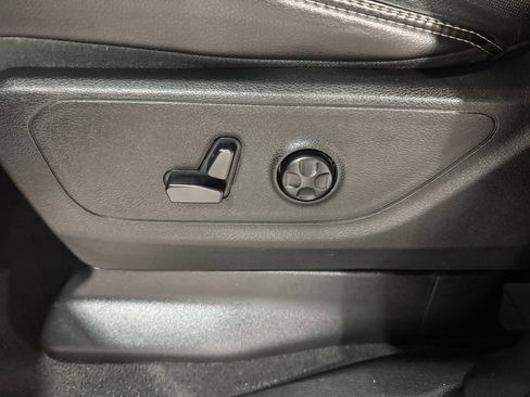 Used 2019 RAM 1500 Sport w/ Level 2 Equipment Group AWD/4WD image 19