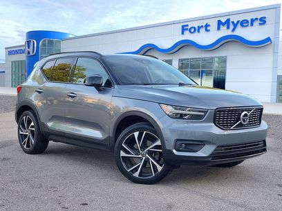Used 2019 Volvo XC40 T5 R-Design