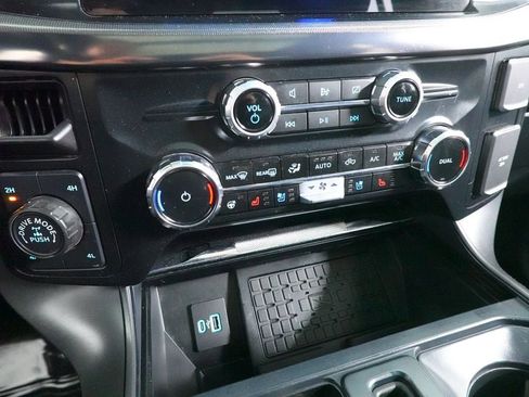 Used 2024 Ford F150 Lariat w/ Equipment Group 502A High image 16