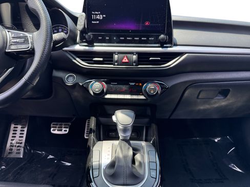 Used 2023 Kia Forte GT-Line FWD image 11