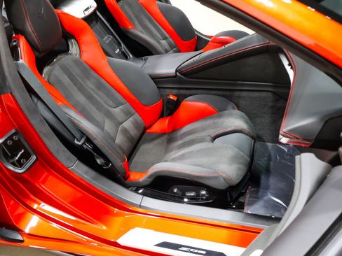 Used 2025 Chevrolet Corvette Z06 w/ Z07 Performance Package RWD image 51