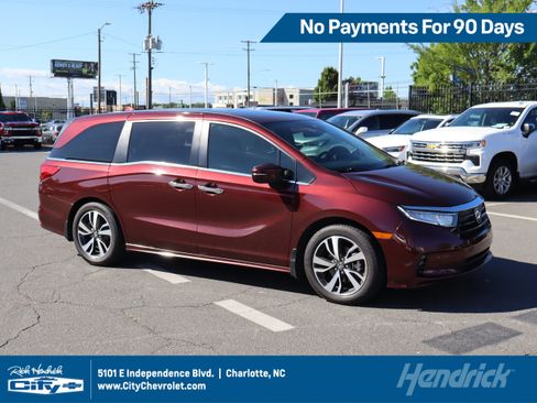 Used 2021 Honda Odyssey Touring image 1