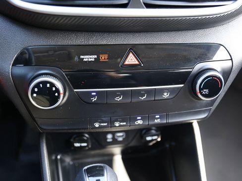 Used 2019 Hyundai Tucson SE AWD/4WD image 24