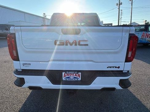 Used 2020 GMC Sierra 1500 AT4 w/ AT4 Premium Package AWD/4WD image 9