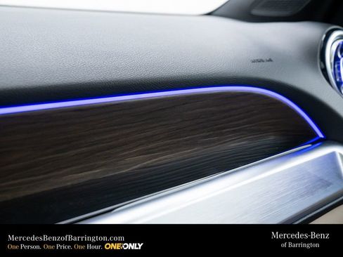 New 2026 Mercedes-Benz GLB 250 4MATIC image 35