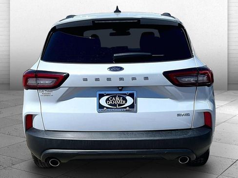 Used 2025 Ford Escape ST-Line AWD/4WD image 3