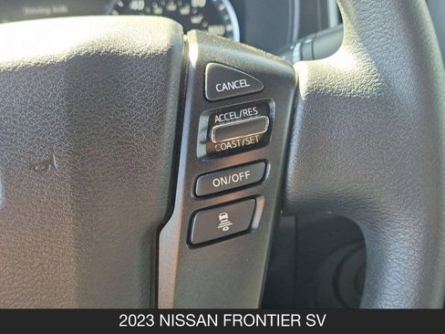 Used 2023 Nissan Frontier SV w/ Technology Package RWD image 18