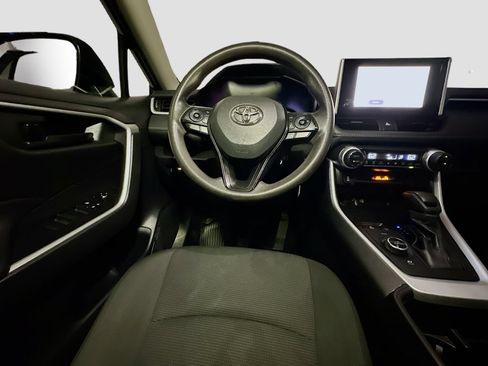 Used 2024 Toyota RAV4 LE AWD/4WD image 25