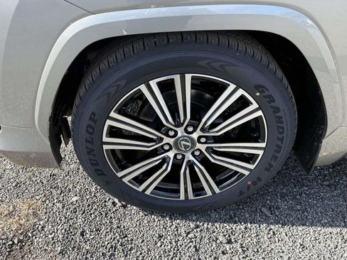 New 2026 Lexus LX 600 4WD w/ Luxury Package image 7