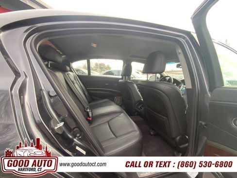 Used 2017 Acura RLX Sport Hybrid w/ Advance Pkg image 18