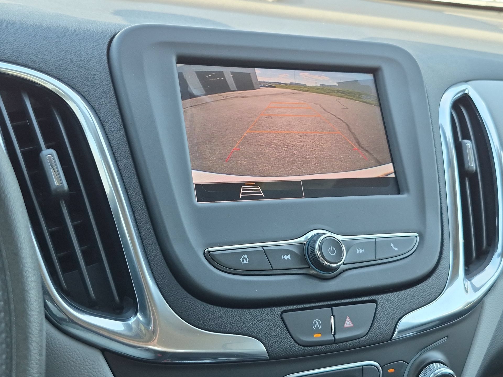 Certified 2024 Chevrolet Equinox LS w/ Sport Edition AWD/4WD image 15