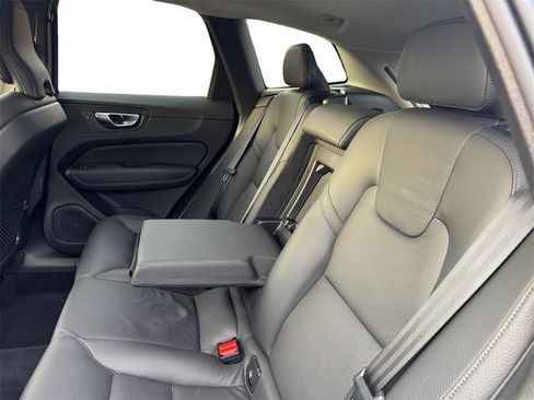 Certified 2025 Volvo XC60 B5 Plus image 22