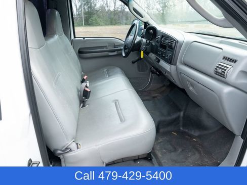 Used 2005 Ford F350 XL RWD image 25
