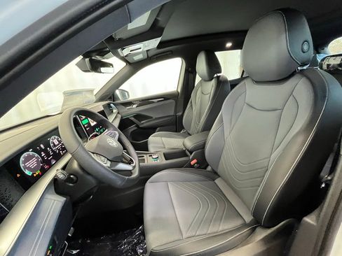 New 2026 Volkswagen Tiguan SE R-Line image 10