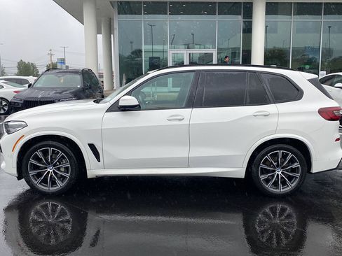 Used 2023 BMW X5 xDrive40i w/ M Sport Package AWD/4WD image 4