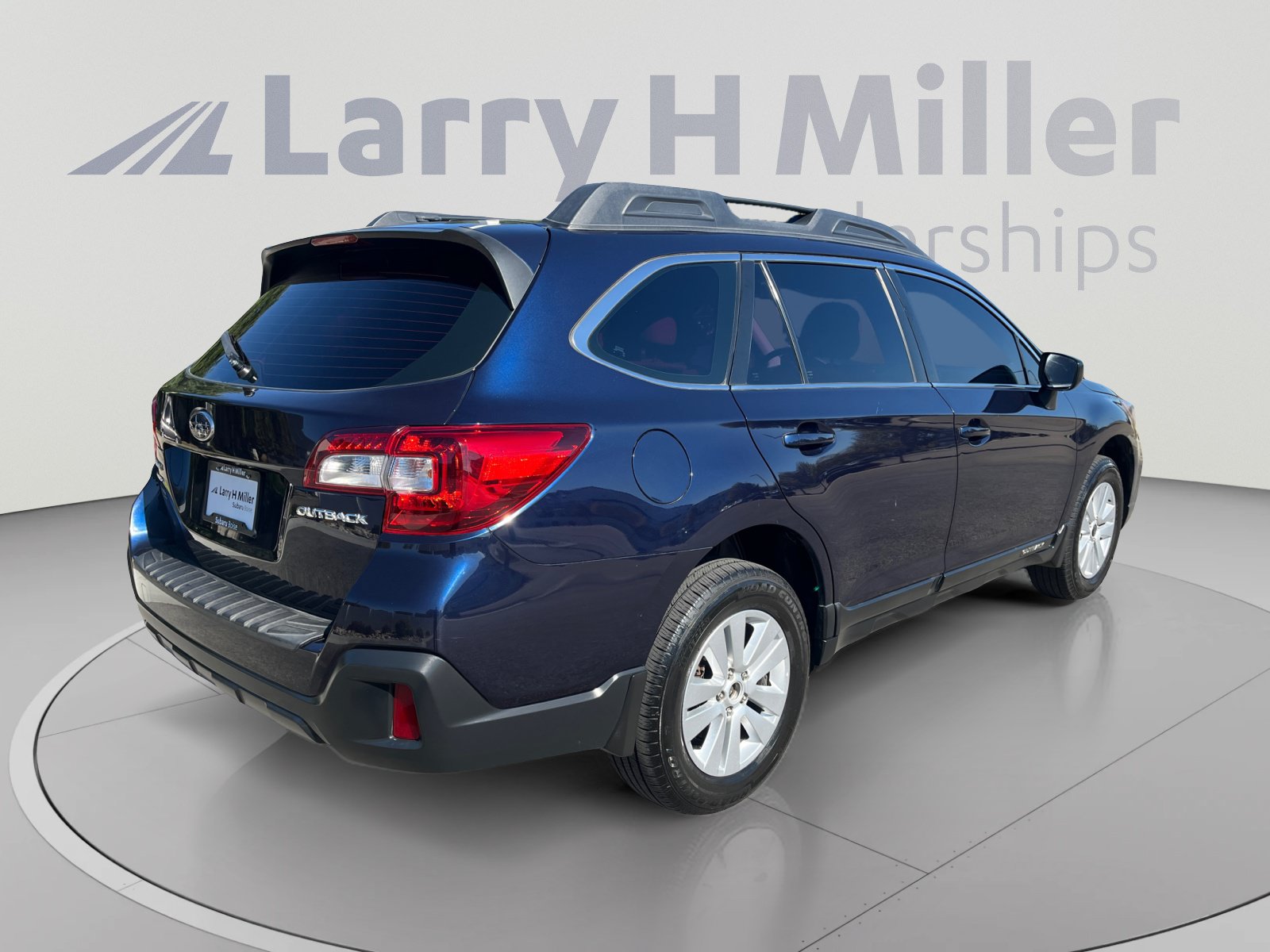 Used 2018 Subaru Outback 2.5i AWD/4WD image 5