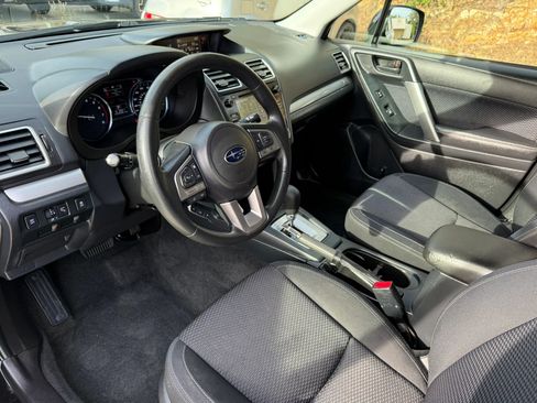 Used 2018 Subaru Forester 2.5i Premium AWD/4WD image 17
