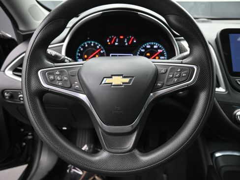 Used 2023 Chevrolet Malibu LT FWD image 11