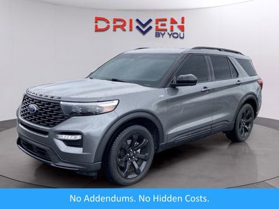 Used 2023 Ford Explorer ST-Line w/ Class IV Trailer Tow Package
