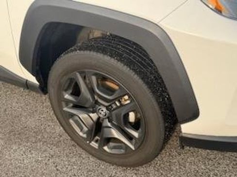 Used 2024 Toyota RAV4 Adventure image 9