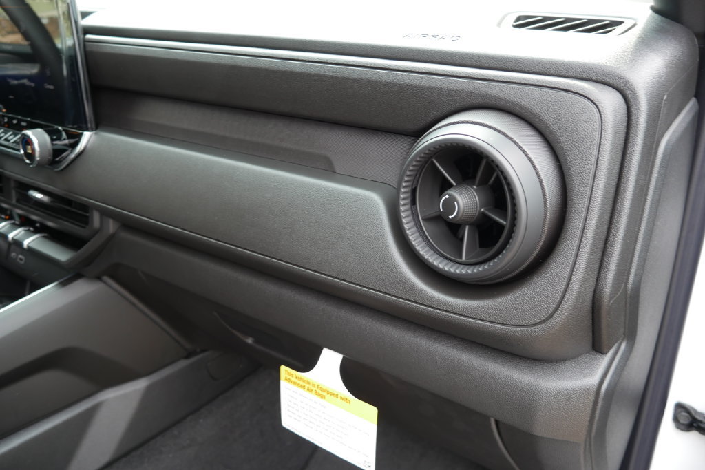 New 2026 Chevrolet Colorado Trail Boss AWD/4WD image 12