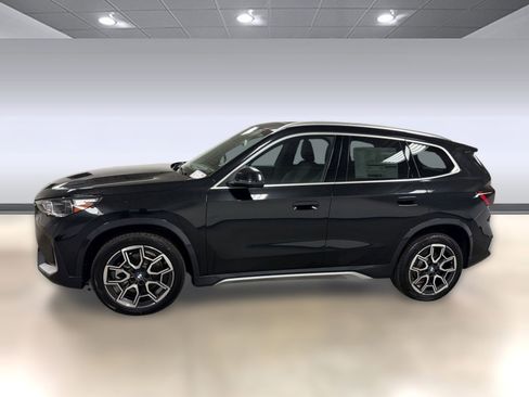 New 2026 BMW X1 xDrive28i w/ Technology Package AWD/4WD image 2