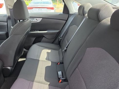 Certified 2023 Kia Forte LXS w/ LXS Technology Package FWD image 11