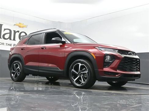 Used 2023 Chevrolet TrailBlazer RS w/ Convenience Package image 2