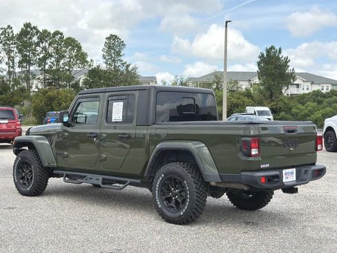 Used 2022 Jeep Gladiator Sport AWD/4WD image 6