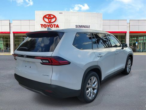 New 2026 Toyota Grand Highlander Limited image 3