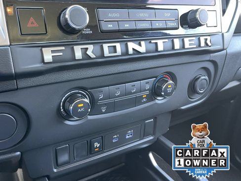 Used 2025 Nissan Frontier SV RWD image 28