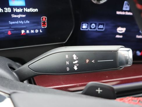 Used 2024 Chevrolet Traverse RS w/ LPO, Floor Liner Package FWD image 9