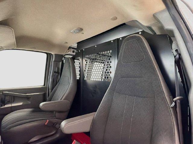 Used 2025 GMC Savana 2500 w/ Driver Convenience Package RWD image 16