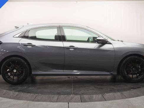 Used 2018 Honda Civic EX-L image 3