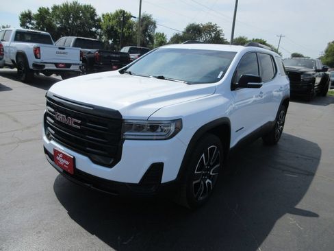 Used 2021 GMC Acadia SLE w/ Driver Convenience Package FWD image 10