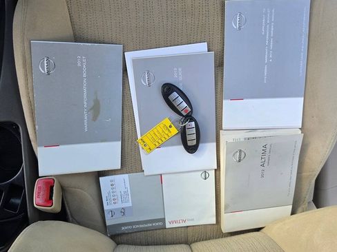 Used 2012 Nissan Altima 2.5 S w/ 20th Anniversary Pkg FWD image 42