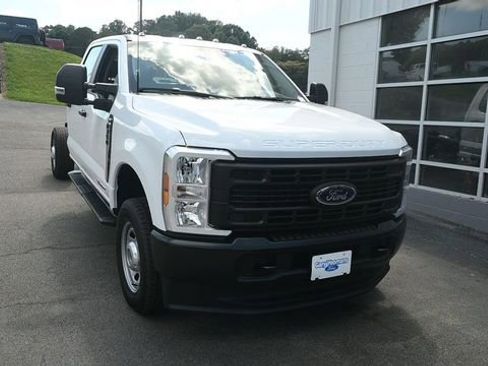 New 2026 Ford F350 XL AWD/4WD image 2